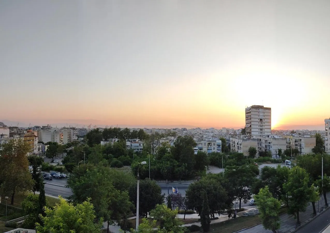 City Panorama + Free Street Parking Thessaloniki 0*,  Greece